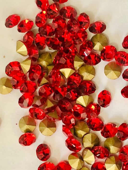 Shiny crystal Rhinestones Red - Shri Arts & Gifts